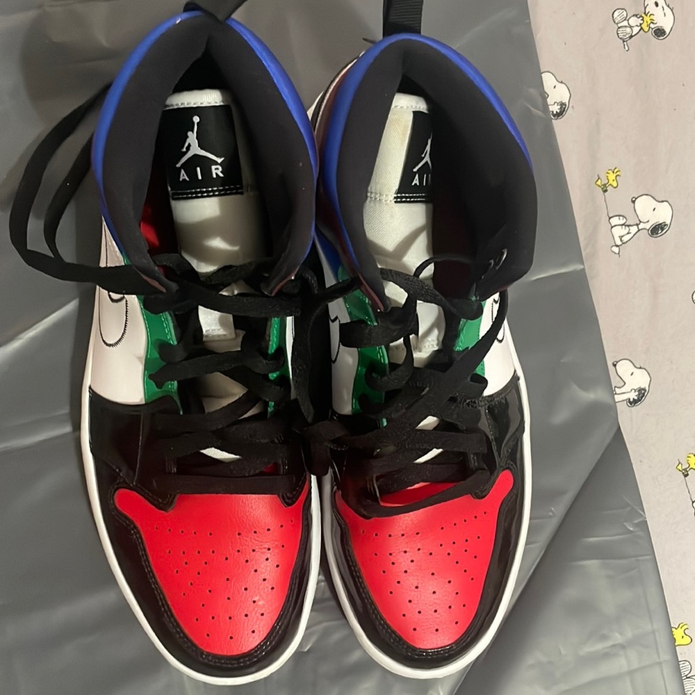 Women’s Air Jordan 1 Mid